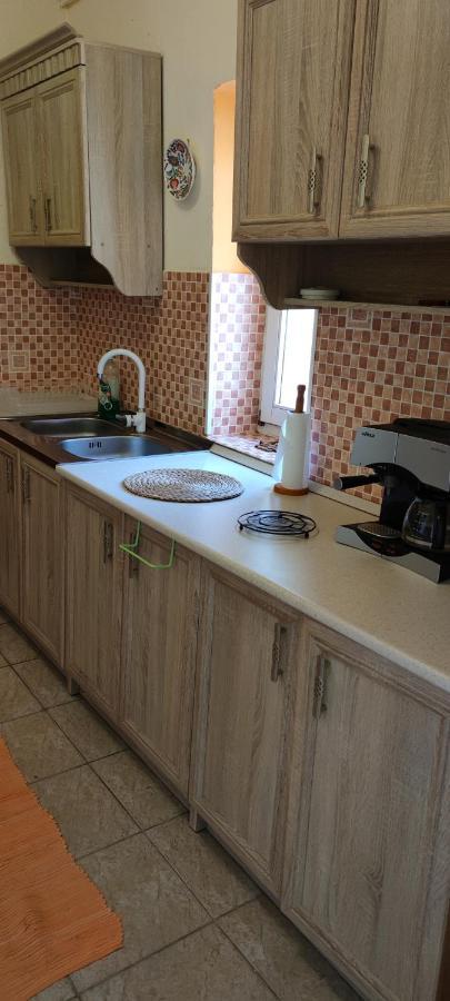 Orsi Apartman / vendegház Kecskemét Exterior foto