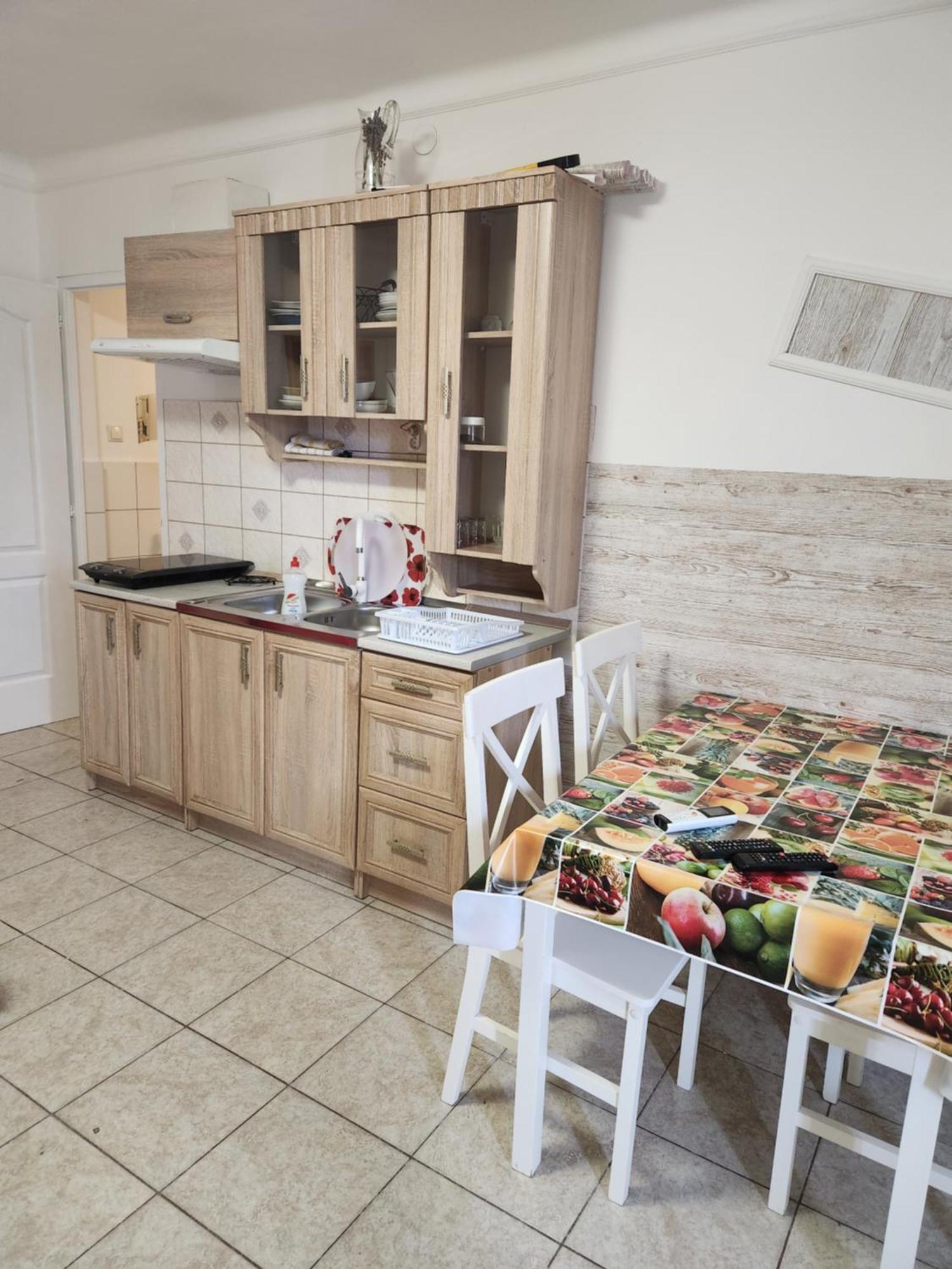 Orsi Apartman / vendegház Kecskemét Exterior foto